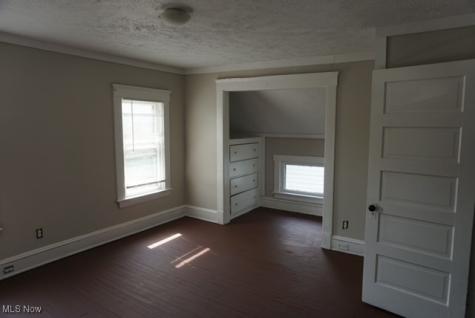 2056 W 91st Street Cleveland OH 44102