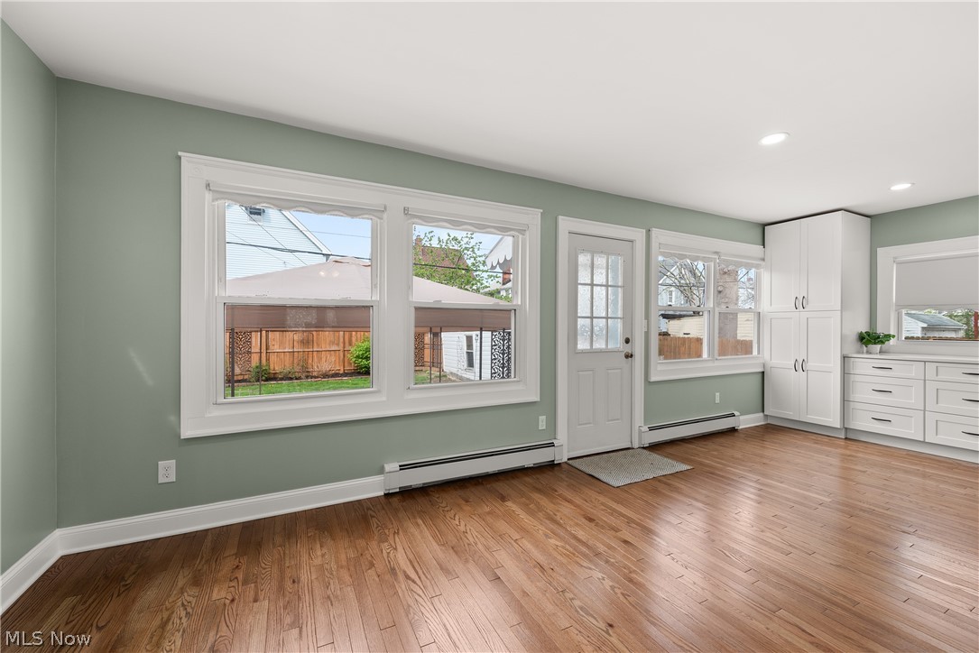 2126 Elbur Avenue Lakewood OH 44107