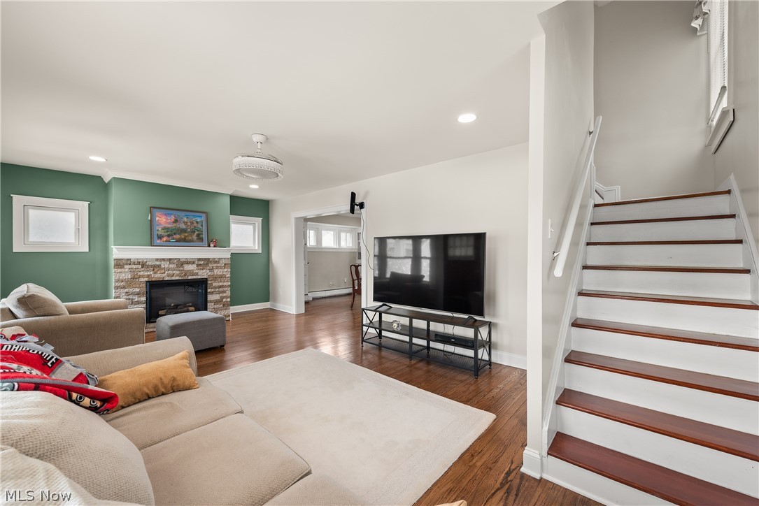 2126 Elbur Avenue Lakewood OH 44107