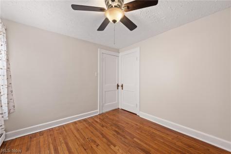 2126 Elbur Avenue Lakewood OH 44107