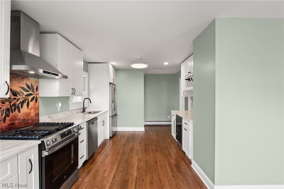 2126 Elbur Avenue Lakewood OH 44107