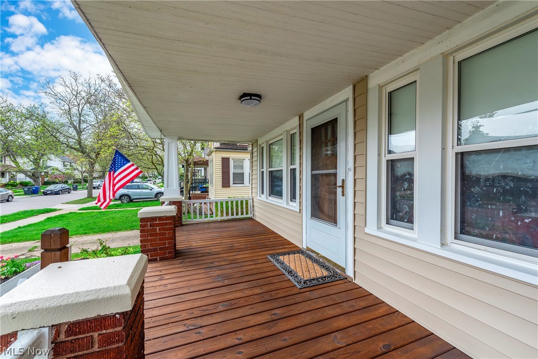 2126 Elbur Avenue Lakewood OH 44107