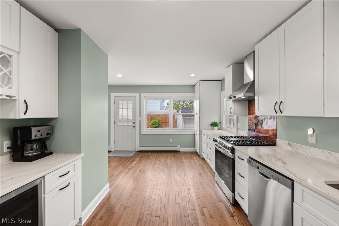 2126 Elbur Avenue Lakewood OH 44107