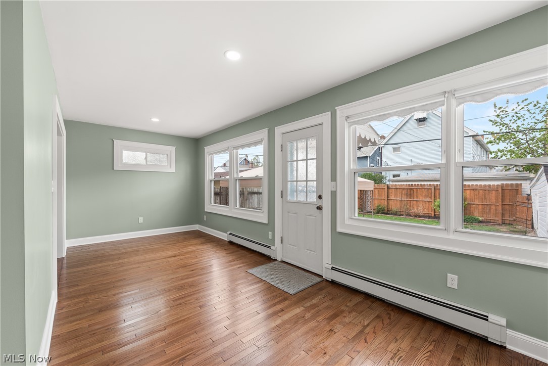 2126 Elbur Avenue Lakewood OH 44107