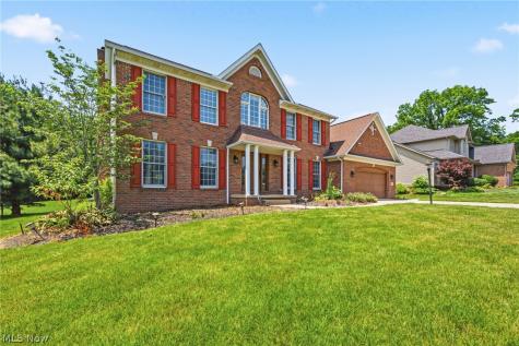 6638 Forestwood Street NW Canton OH 44718
