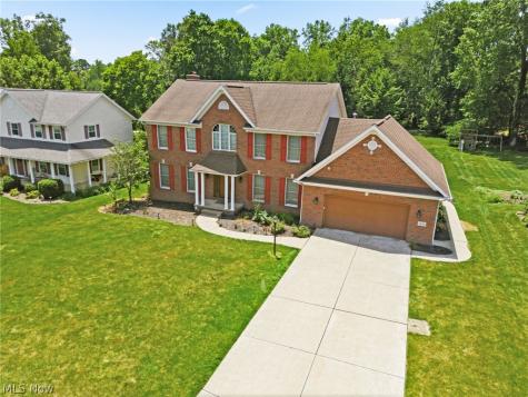6638 Forestwood Street NW Canton OH 44718