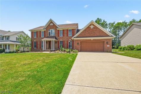 6638 Forestwood Street NW Canton OH 44718