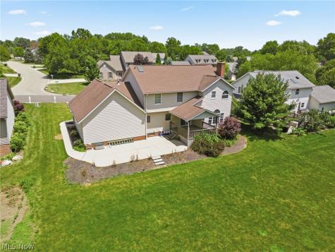 6638 Forestwood Street NW Canton OH 44718