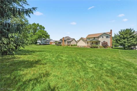 6638 Forestwood Street NW Canton OH 44718