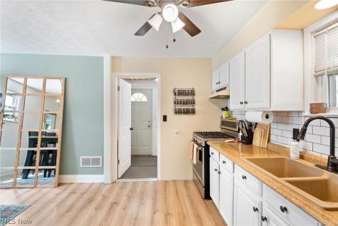 1440 3rd Street Lakemore OH 44250