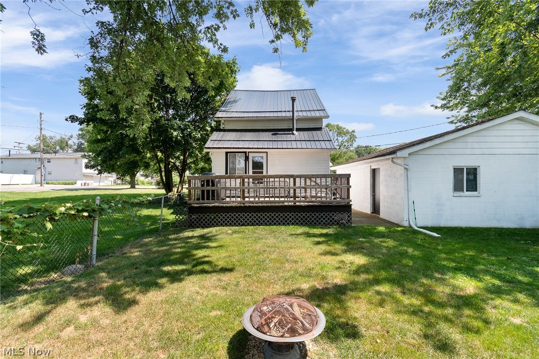 1440 3rd Street Lakemore OH 44250