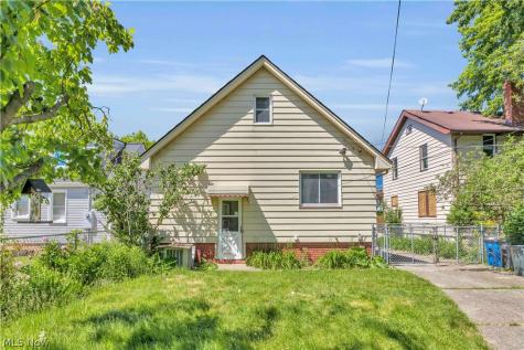 13019 Gilmore Avenue Cleveland OH 44135
