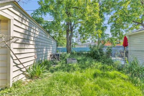 13019 Gilmore Avenue Cleveland OH 44135