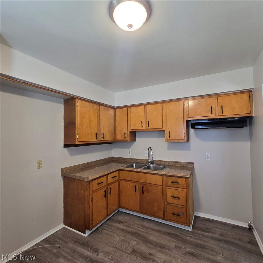 16811 Priebe Avenue Cleveland OH 44128