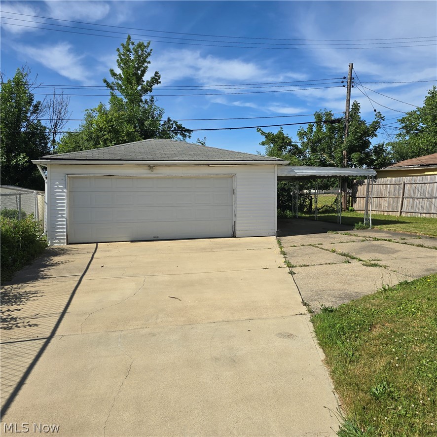 16811 Priebe Avenue Cleveland OH 44128
