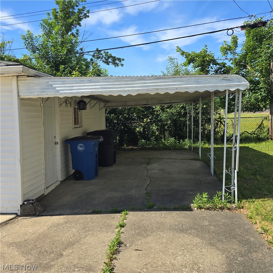 16811 Priebe Avenue Cleveland OH 44128