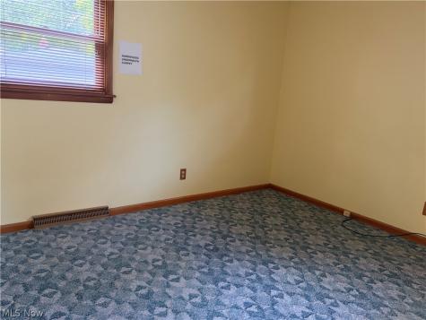 1758 Lancaster Drive Youngstown OH 44511