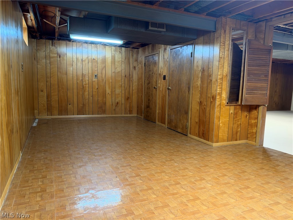 1758 Lancaster Drive Youngstown OH 44511