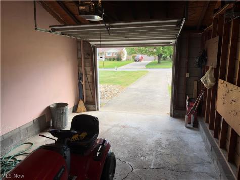 1758 Lancaster Drive Youngstown OH 44511