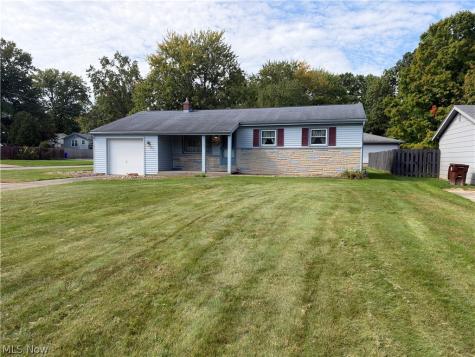 1758 Lancaster Drive Youngstown OH 44511