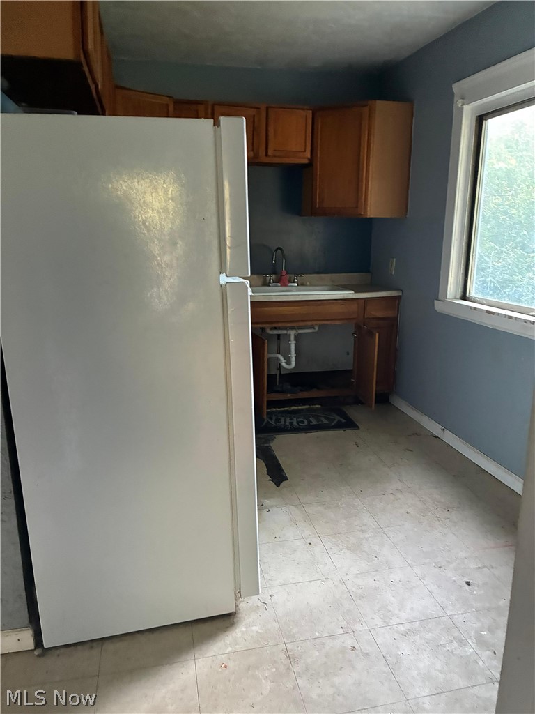 1298 E 167th Street Cleveland OH 44110