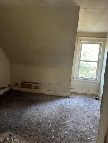1298 E 167th Street Cleveland OH 44110
