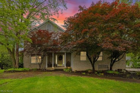 6962 Mapleridge Circle NW Canton OH 44718