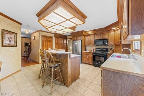 6962 Mapleridge Circle NW Canton OH 44718