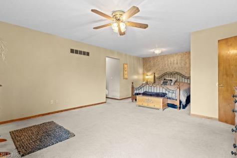 6962 Mapleridge Circle NW Canton OH 44718