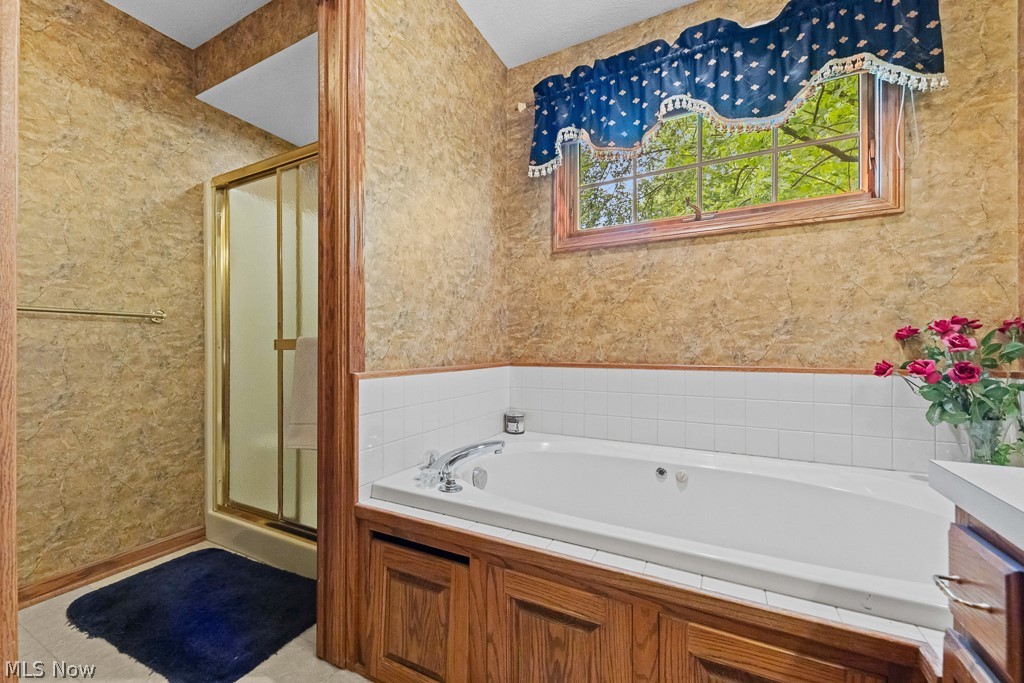 6962 Mapleridge Circle NW Canton OH 44718