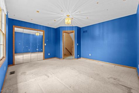 6962 Mapleridge Circle NW Canton OH 44718