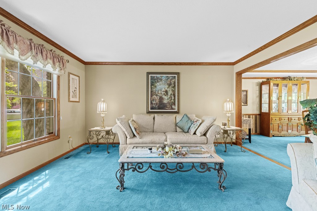 6962 Mapleridge Circle NW Canton OH 44718