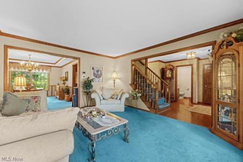 6962 Mapleridge Circle NW Canton OH 44718