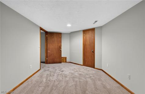 514 Rachel Circle NW Massillon OH 44646