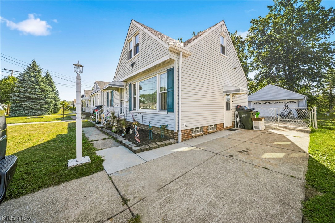 30018 Truman Avenue Wickliffe OH 44092