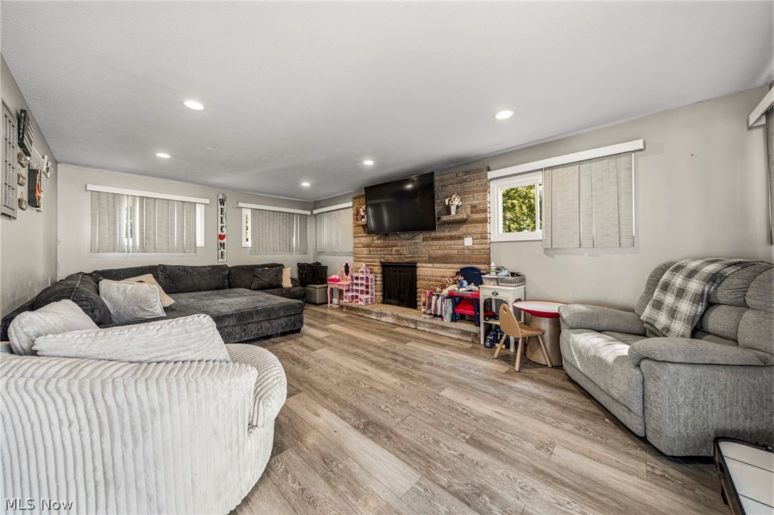 30018 Truman Avenue Wickliffe OH 44092