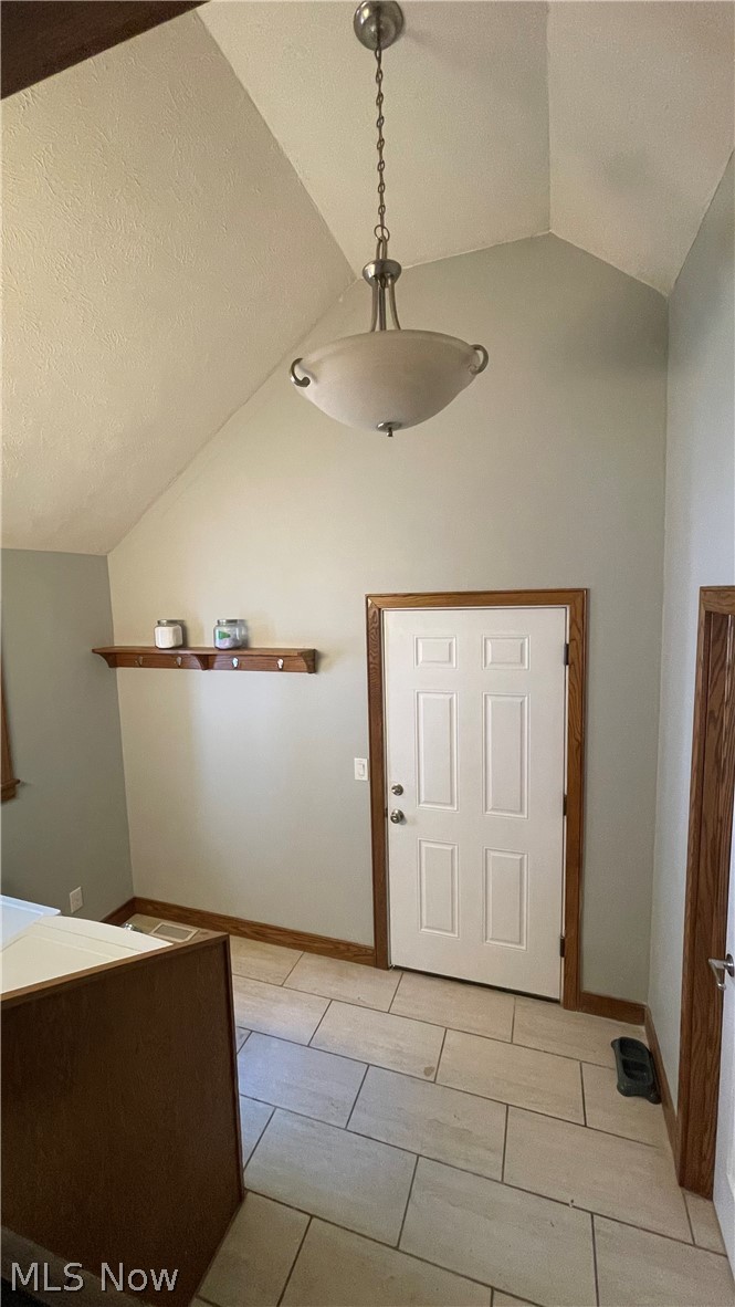 5091 Apollo Road NE Salineville OH 43945