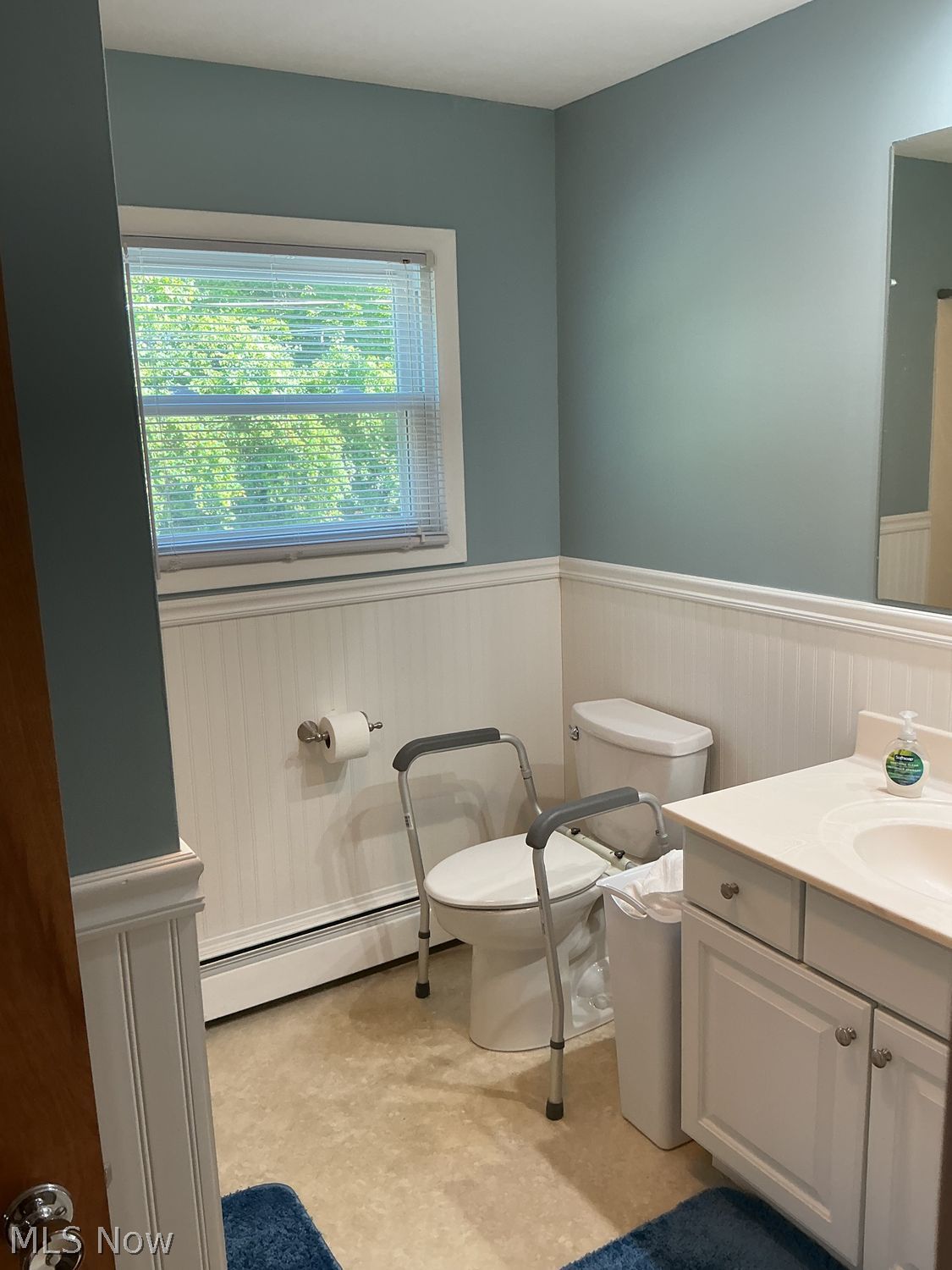 1828 E Skyline Drive Lorain OH 44053