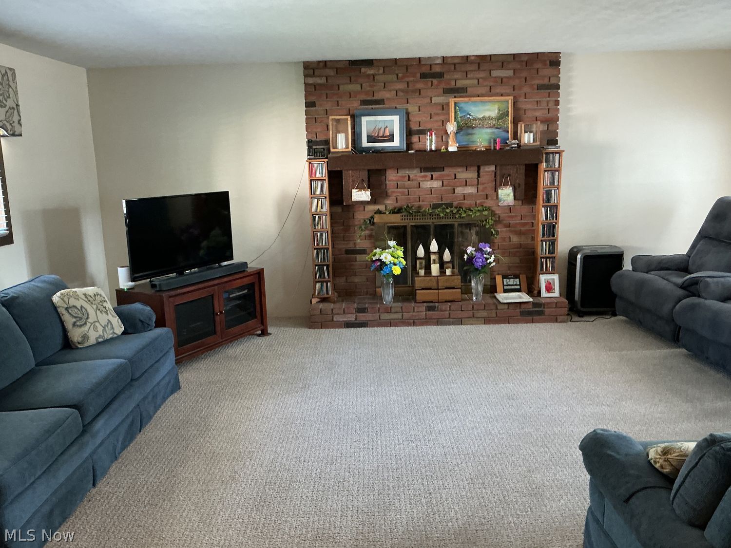 1828 E Skyline Drive Lorain OH 44053