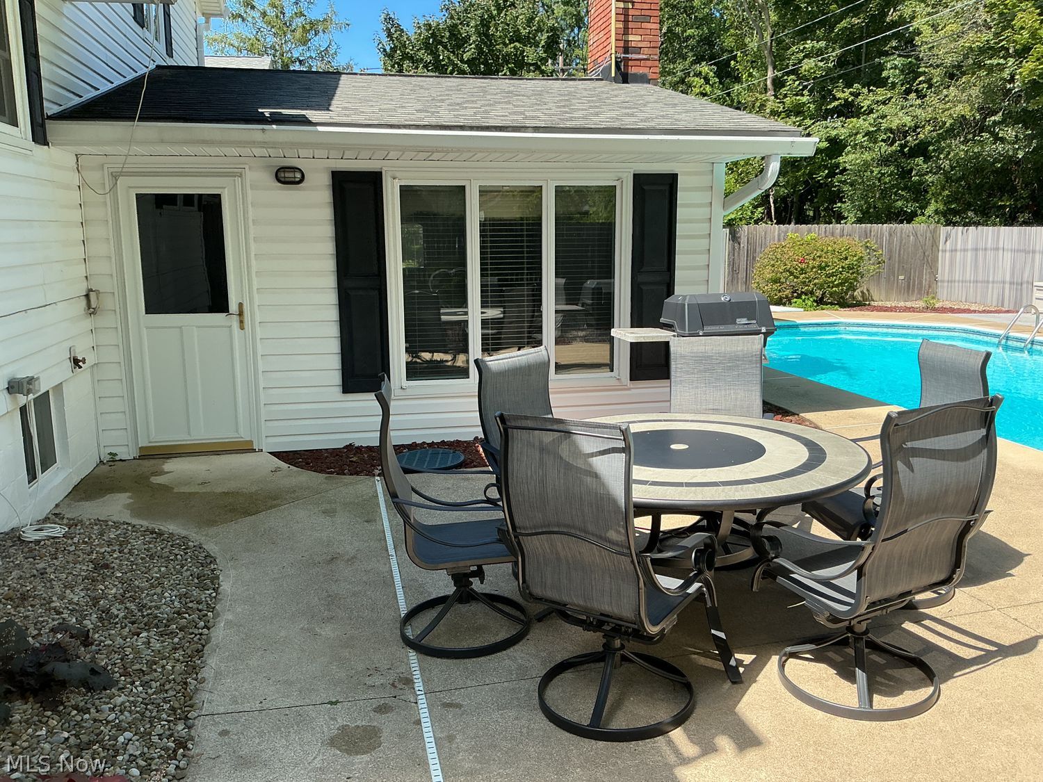 1828 E Skyline Drive Lorain OH 44053