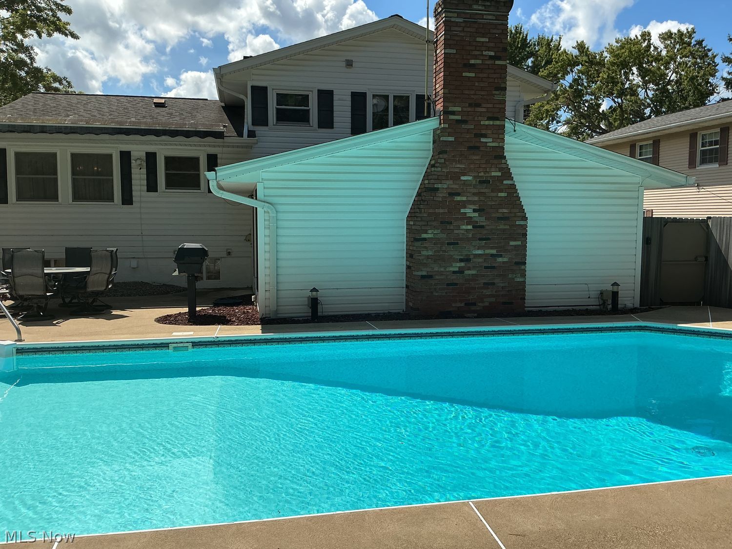 1828 E Skyline Drive Lorain OH 44053