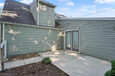 1881 Hanover Street Cuyahoga Falls OH 44221