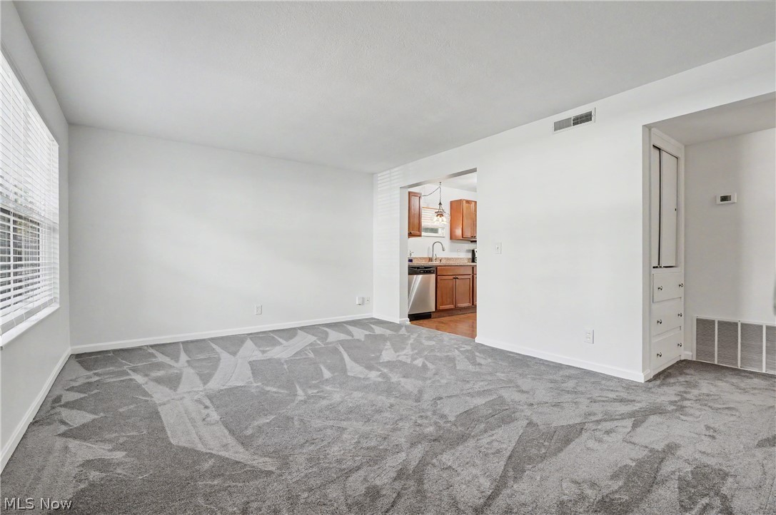 1881 Hanover Street Cuyahoga Falls OH 44221