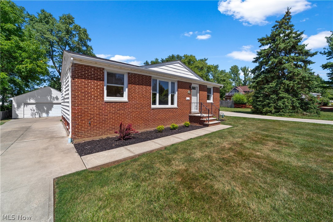 10730 Ronald Drive Parma OH 44130