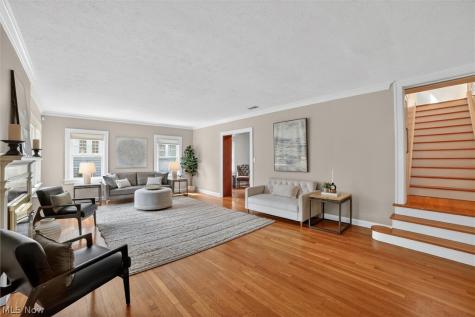 3008 Warrington Road Shaker Heights OH 44120