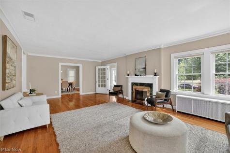 3008 Warrington Road Shaker Heights OH 44120