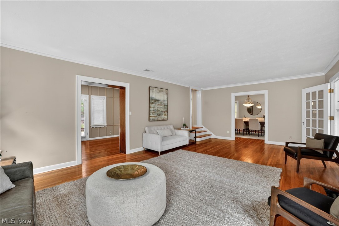 3008 Warrington Road Shaker Heights OH 44120