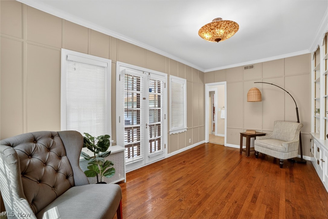 3008 Warrington Road Shaker Heights OH 44120