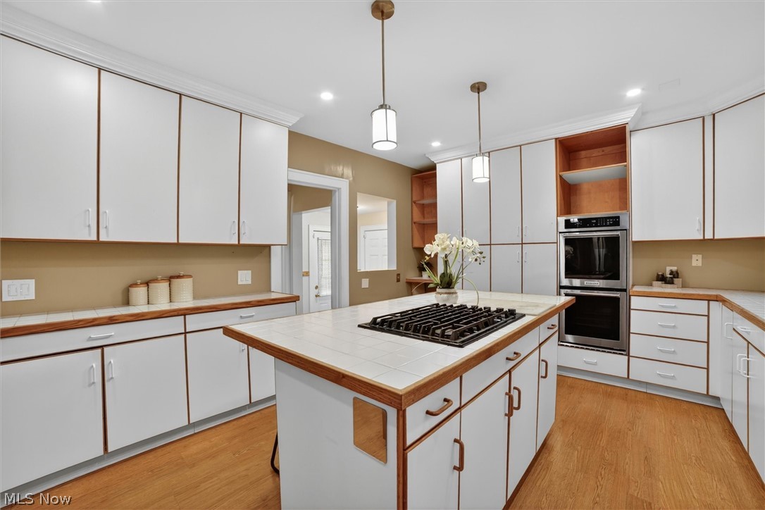 3008 Warrington Road Shaker Heights OH 44120