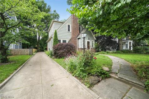 3008 Warrington Road Shaker Heights OH 44120